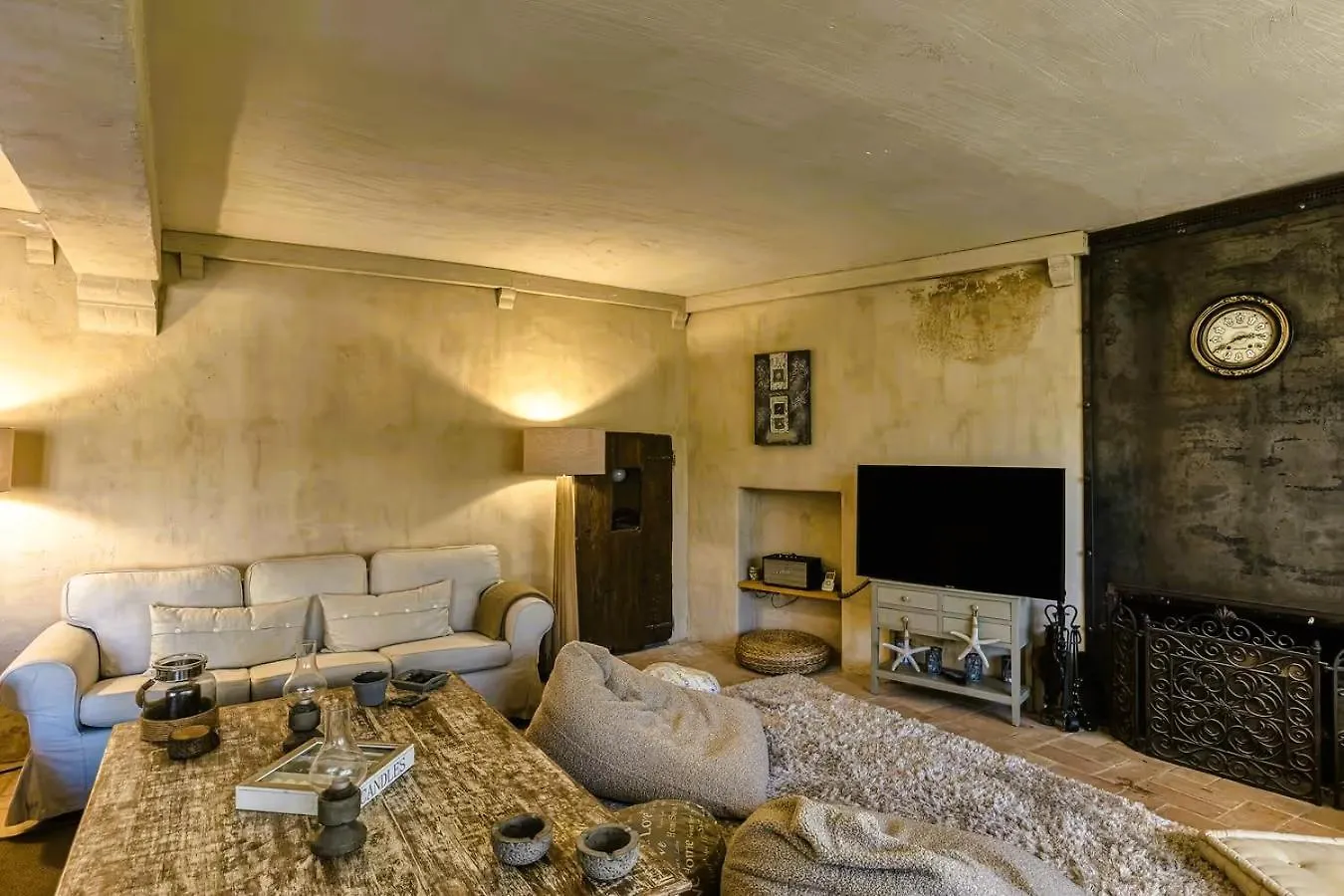 Casa Rural Con Encanto 4 Bedrooms 8 Pax Riumors Villa
